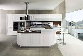 Le cucine classiche mantengono le loro caratteristiche nel tempo. 10 cucine10