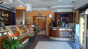 Come aprire una gelateria 48 frigo 1