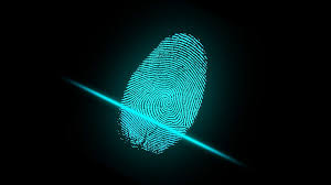 Quando chiamare un detective privato? 3 casi per i privati e altri 3 per le aziende 28 impronta
