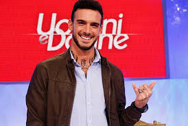 Scopri il sito dove trovare news e anticipazioni di “Uomini e Donne” 11 uomini e donne4